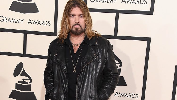 Billy Ray Cyrus en los Grammys 2015