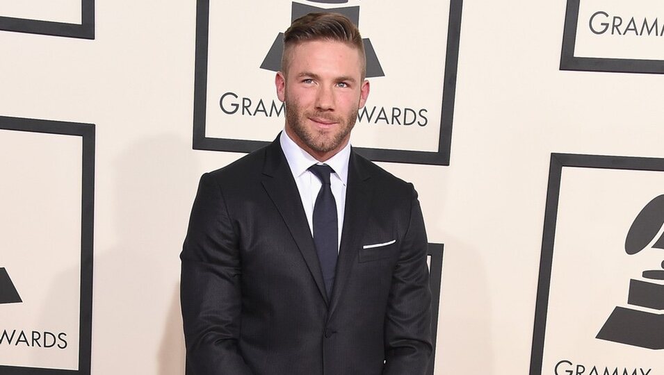 Julian Edelman en los Grammy 2015