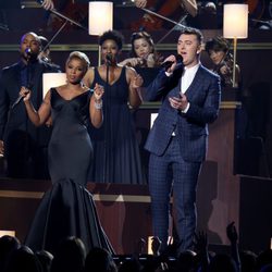 Mary J. Blige y Sam Smith actúan en los Grammy 2015