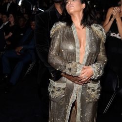 Kim Kardashian y Kanye West  en los premios Grammy 2015