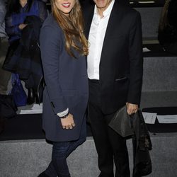 Irene Meritxell e Imanol Arias en el front row de Roberto Torretta en Madrid Fashion Week otoño/invierno 2015/2016