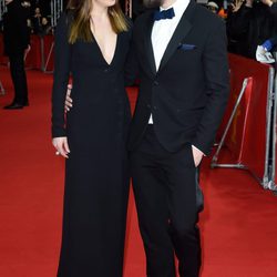 Jamie Dornan y Dakota Johnson muy cómplices en el estreno de 'Cincuenta sombras de Grey' en la Berlinale 2015