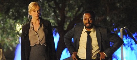 Nicole Kidman y Chiwetel Ejiofor en el rodaje de 'El secreto de sus ojos'