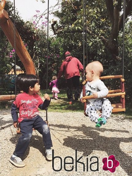 Leo Castro del Rosario se divierte en un parque de Tepoztlan