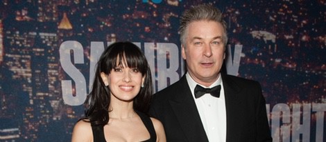 Alec Baldwin e Hilaria Thomas en la fiesta del 40 aniversario de 'Saturday Night Live'