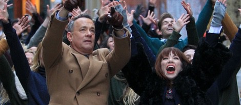 Tom Hanks y Carly Rae Jepson en el rodaje de un anuncio en Nueva York 