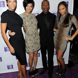 Eddie Murphy acude a un evento con su exmujer Nicole Murphy y su hijas Bria y Shayne