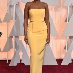 Jennifer Hudson en la alfombra roja de los Oscar 2015