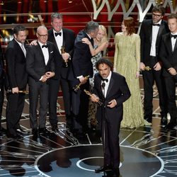 El equipo de 'Birdman' consigue el premio a la Mejor Película en los Oscar 2015