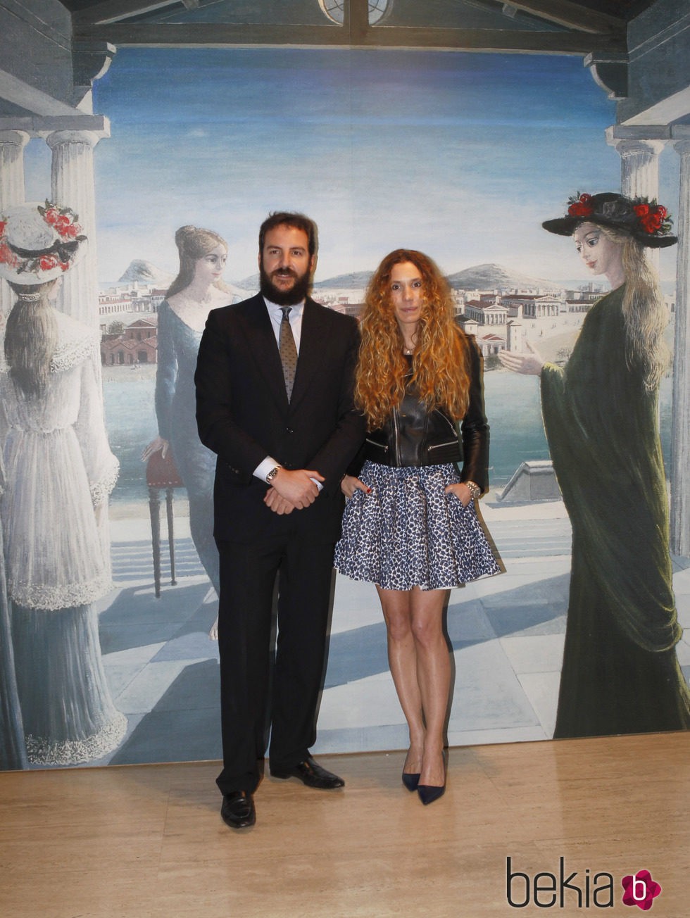 Borja Thyssen y Blanca Cuesta inaugurando una exposición de Paul Delvauz en el Thyssen