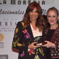 Mariló Montero recibe el Premio Pata Negra 2015 de manos de Cristina Cifuentes