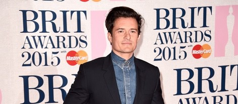 Orlando Bloom en la alfombra roja de los Brit Awards 2015