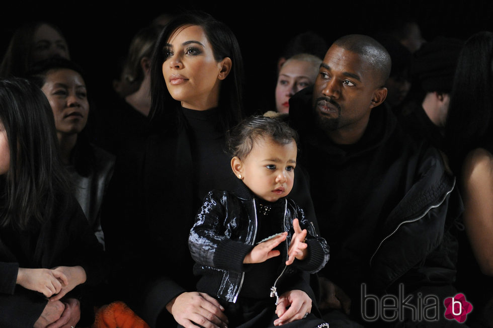 Kim Kardashian, North West y Kanye West en la Nueva York Fashion Week