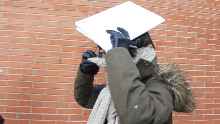 Patricia Conde llegando a los Juzgados disfrazada