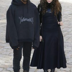 Kanye West y Lorde llegan al desfile de Christian Dior en la Paris Fashion Week 2015