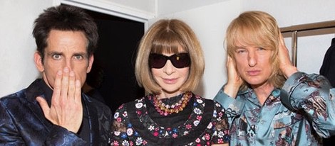 Ben Stiller y Owen Wilson con Anna Wintour tras el desfile de Valentino en Paris Fashion Week