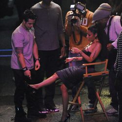 Nicki Minaj y Casper Smart en el rodaje del video 'The Night Is Still Young'