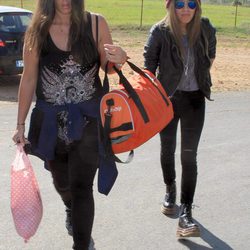 Chabelita Pantoja y Anabel Pantoja llegando a la cárcel de Alcalá de Guadaíra