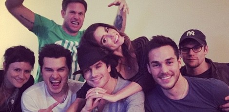 Ian Somerhalder disfruta de su estreno como director con Nikki Reed y unos amigos