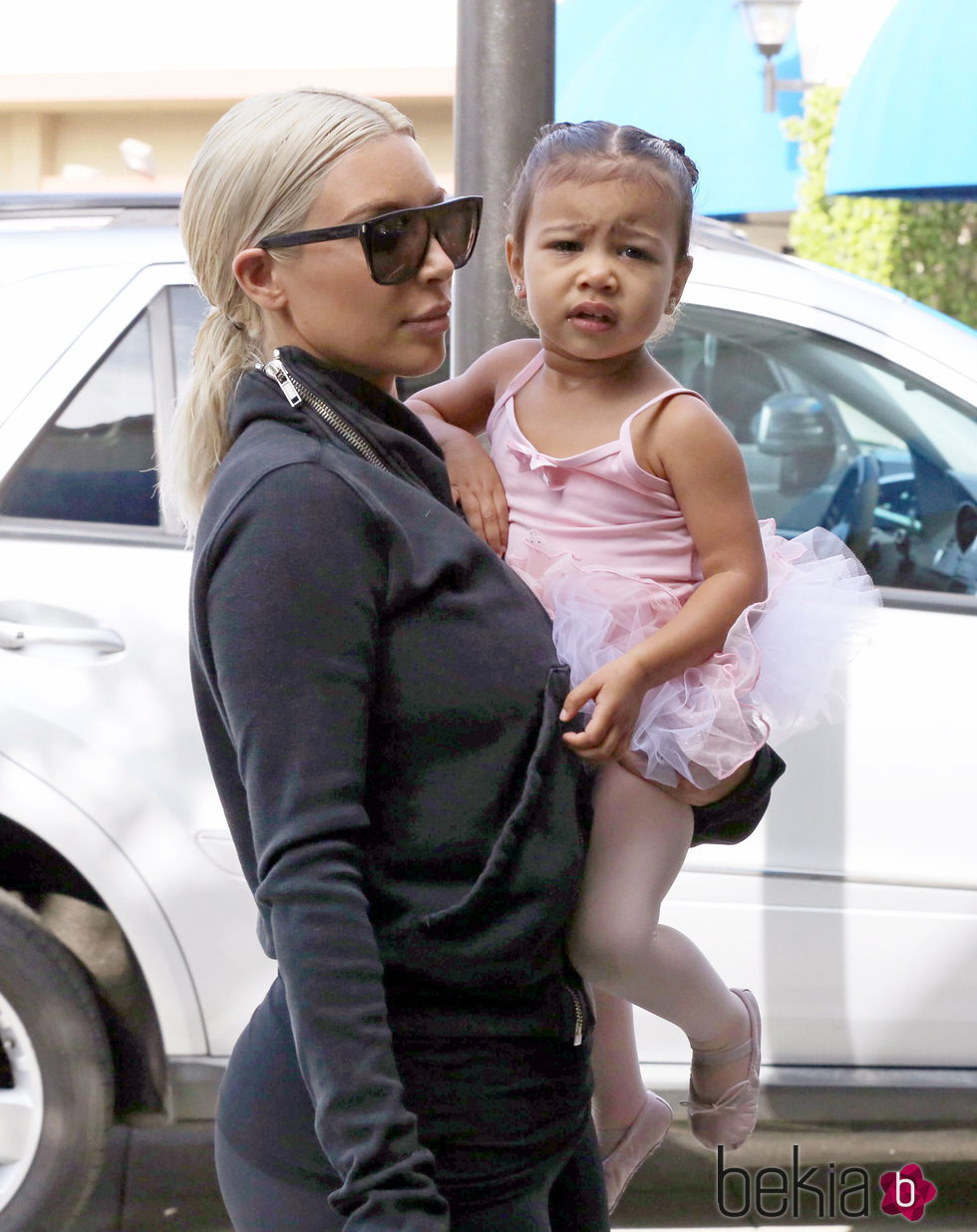 Kim Kardashian con su hija North West