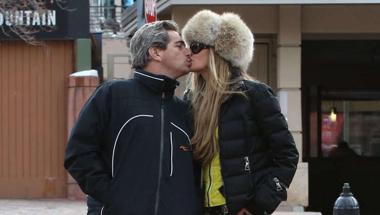 Elle Macpherson y Jeffrey Soffer en Aspen, Colorado