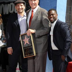 Will Ferrell y Kevin Hart en el Paseo de la Fama de Hollywood