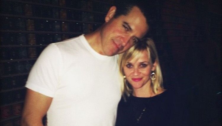 Reese Witherspoon con su marido Jim Toth