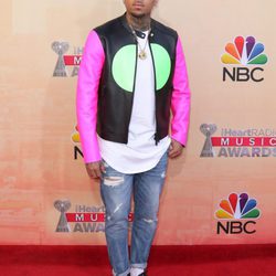 Chris Brown en los premios iHeartRadio 2015