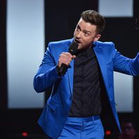 Justin Timberlake recibe un premio en los iHeartRadio 2015