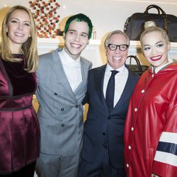 Dee Ocleppo, Ricky Hil, Tommy Hilfiger y Rita Ora en la inauguración de una tienda de Tommy Hilfiger en París