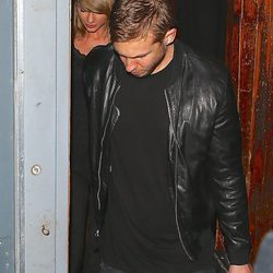 Taylor Swift y Calvin Harris confirman su romance tras salir juntos de un concierto en un club