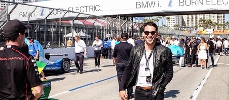 Miguel Ángel Silvestre en la carrera de Fórmula E en Long Beach, California