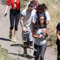 Kendall Jenner y Jaden Smith haciendo senderismo en Malibu