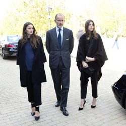 Kyril de Bulgaria y sus hijas en el funeral de Kardam de Bulgaria