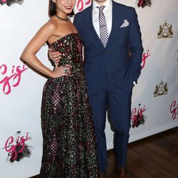 Vanessa Hudgens y Corey Cott en el estreno del musical de Broadway 'Gigi'