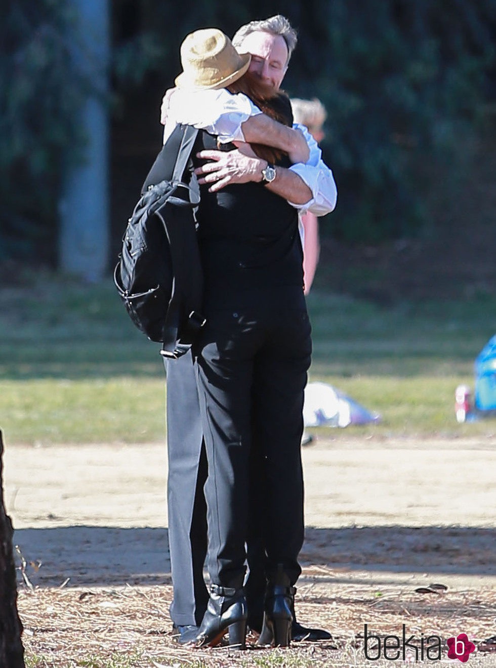 Marcia Cross dándose un abrazo con su marido Tom Mahoney