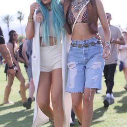 Kylie Jenner y Kendall Jenner en el Festival de Coachella 2015