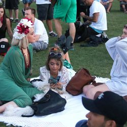 Sarah Hyland y sus amigas en el Festival de Coachella 2015