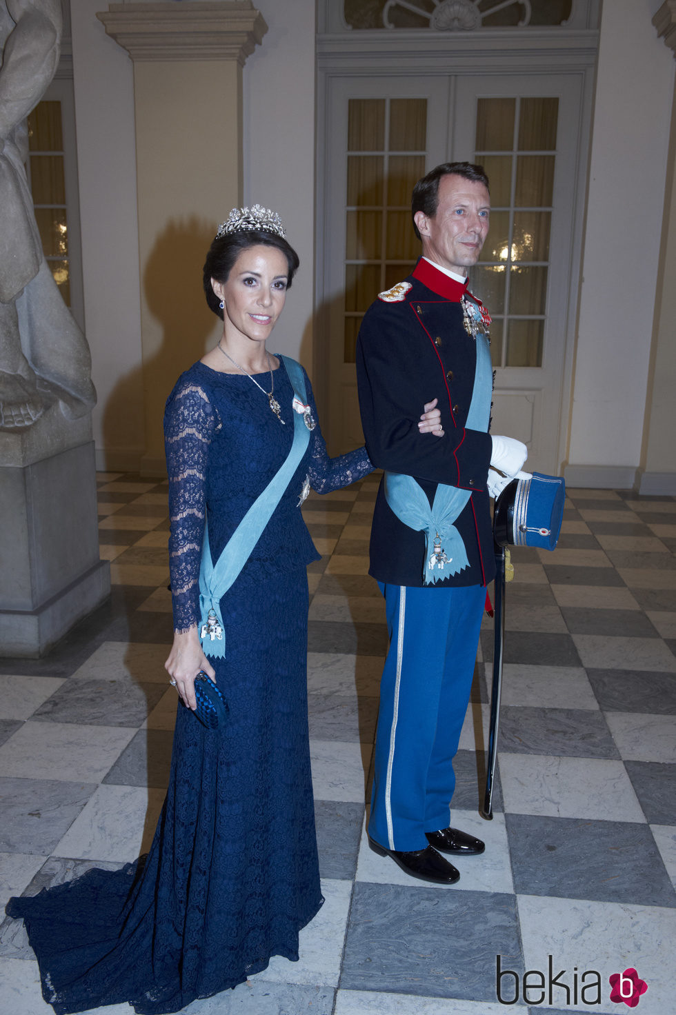 Joaquín y Marie de Dinamarca en el 75 cumpleaños de Margarita de Dinamarca