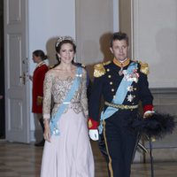 Federico y Mary de Dinamarca en el 75 cumpleaños de Margarita de Dinamarca