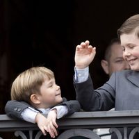 Vicente y Christian de Dinamarca en el 75 cumpleaños de Margarita de Dinamarca