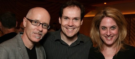 Jonathan Crombie junto a los compositores de 'The Drowsy Chaperone'