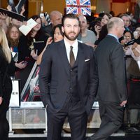 Chris Evans en el estreno de 'Los Vengadores: la era de Ultron' en Londres