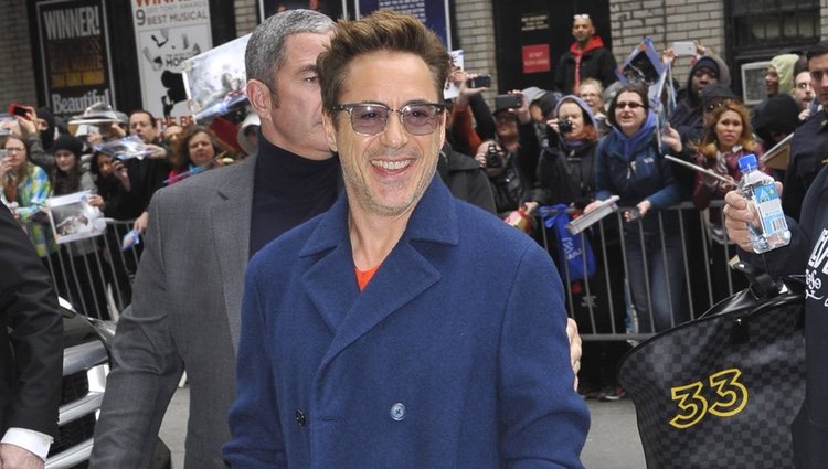 Robert Downey Jr. llegando al show de David Letterman en Nueva York