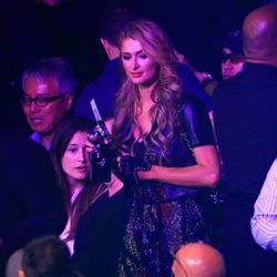 Paris Hilton en el 'Combate del Siglo' en Las Vegas