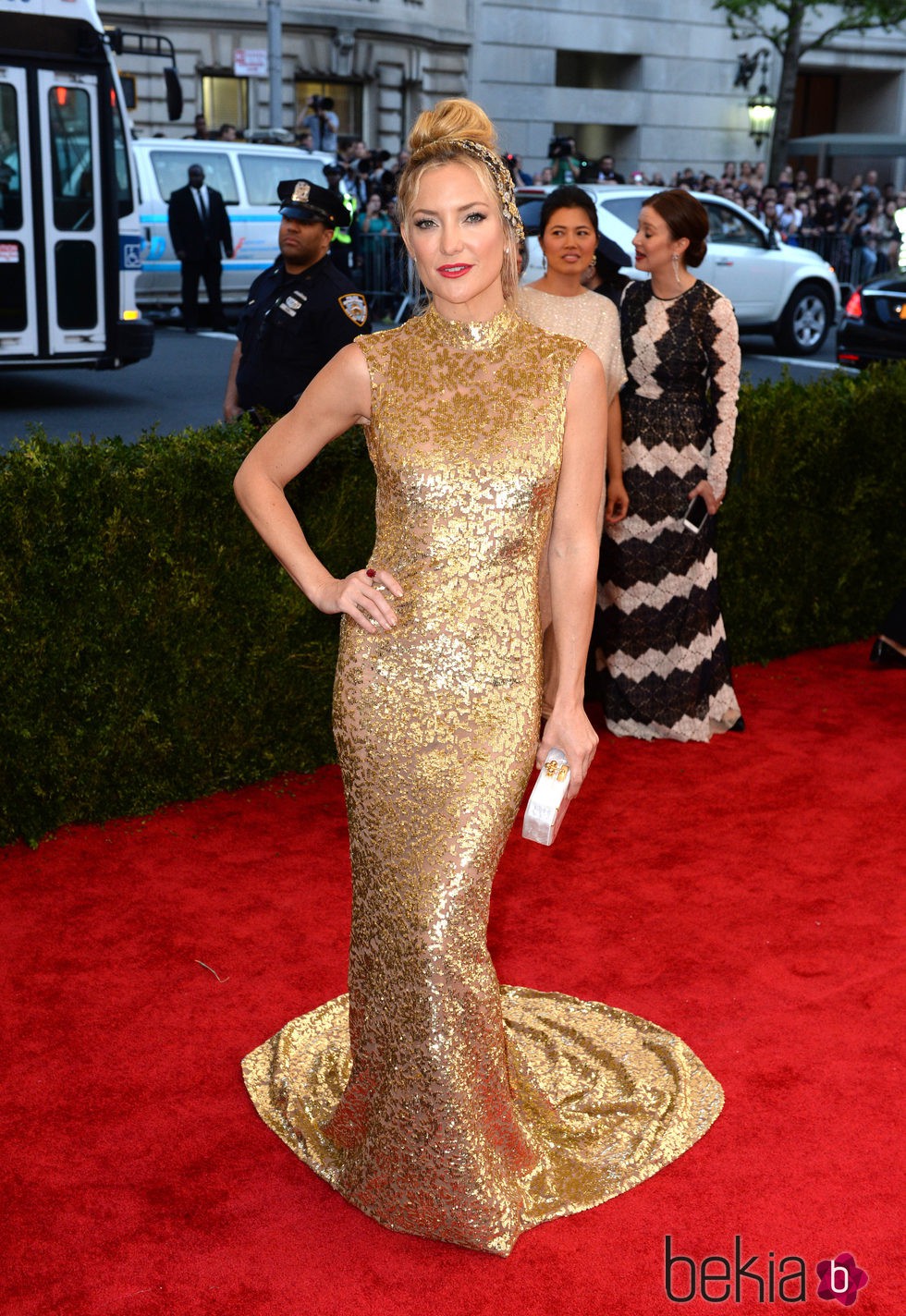 Kate Hudson en la alfombra roja de la Gala del Met 2015