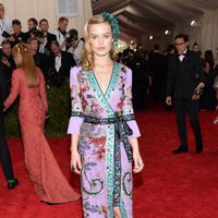 Georgia May Jagger en la alfombra roja de la Gala del Met 2015