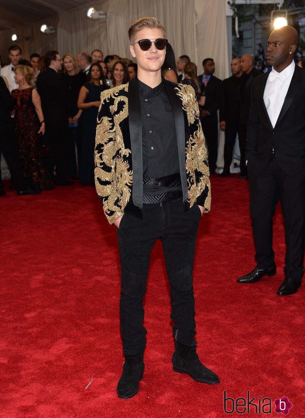 Justin Bieber en la alfombra roja de la Gala del Met 2015