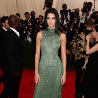 Kendall Jenner en la alfombra roja de la Gala del Met 2015