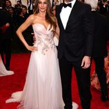 Sofía Vergara y Joe Manganiello en la Gala del Met 2015